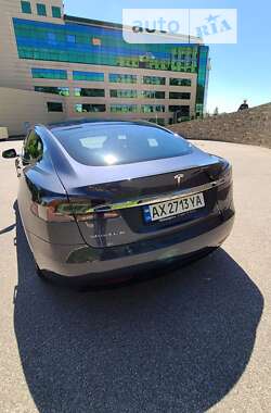 Ліфтбек Tesla Model S 2018 в Харкові