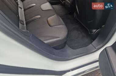 Лифтбек Tesla Model S 2016 в Тульчине