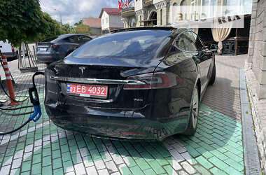 Лифтбек Tesla Model S 2016 в Бродах