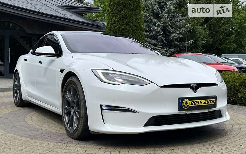 Лифтбек Tesla Model S 2021 в Львове