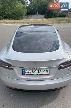 Лифтбек Tesla Model S 2018 в 