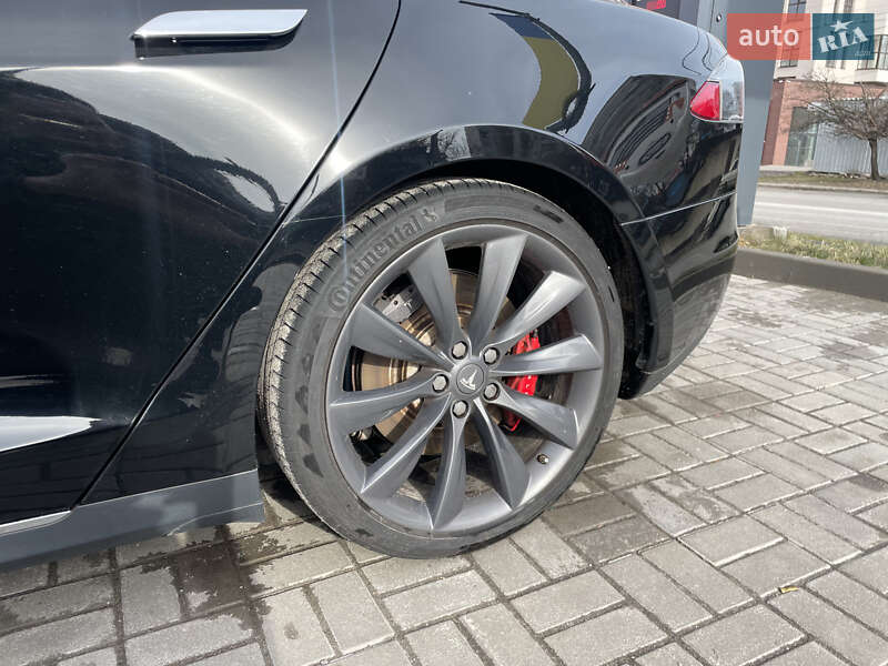 Лифтбек Tesla Model S 2014 в Харькове