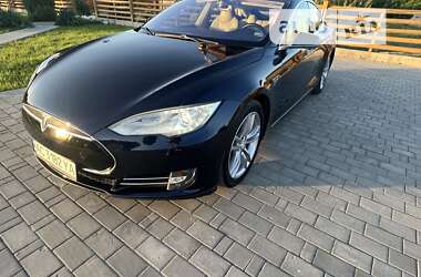 Лифтбек Tesla Model S 2013 в Луцке