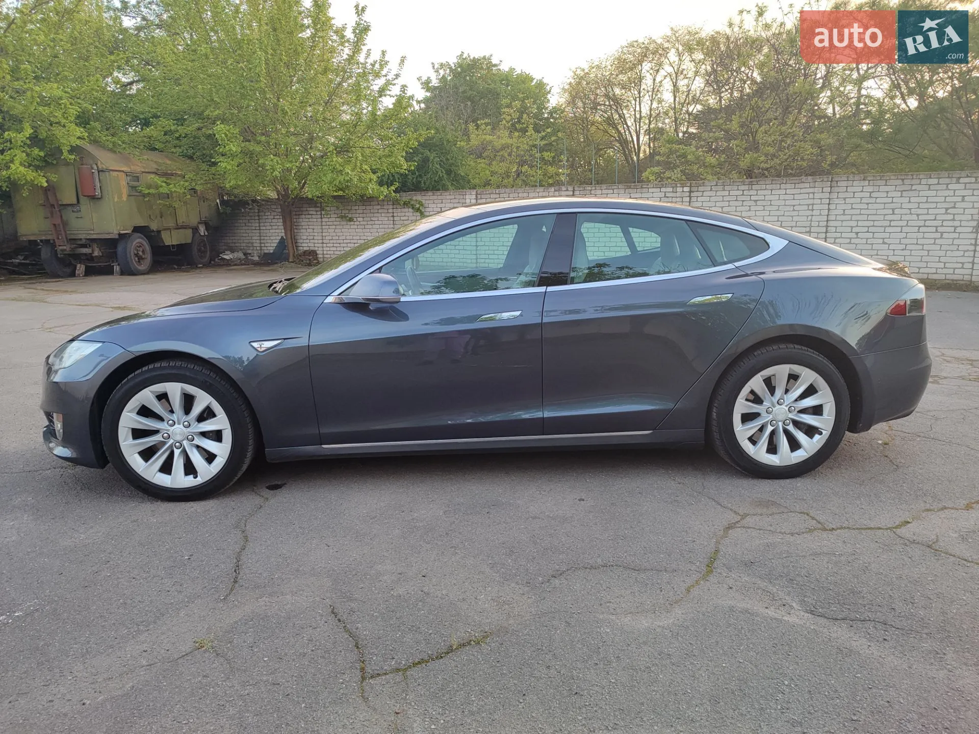 2016 Tesla Model S - мініатюра 4