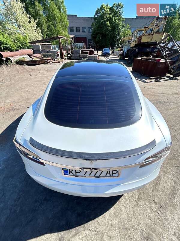 Ліфтбек Tesla Model S 2019 в Запоріжжі