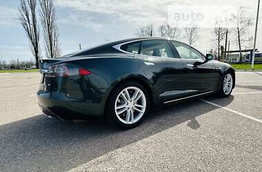 Лифтбек Tesla Model S 2013 в Житомире