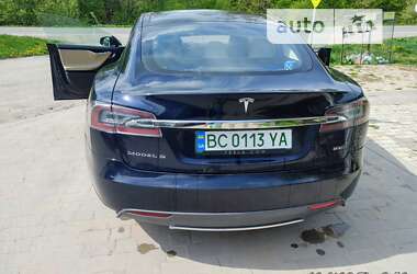 Ліфтбек Tesla Model S 2015 в Чемерівцях фото 23 Ліфтбек Tesla Model S 2015 в Чемерівцях