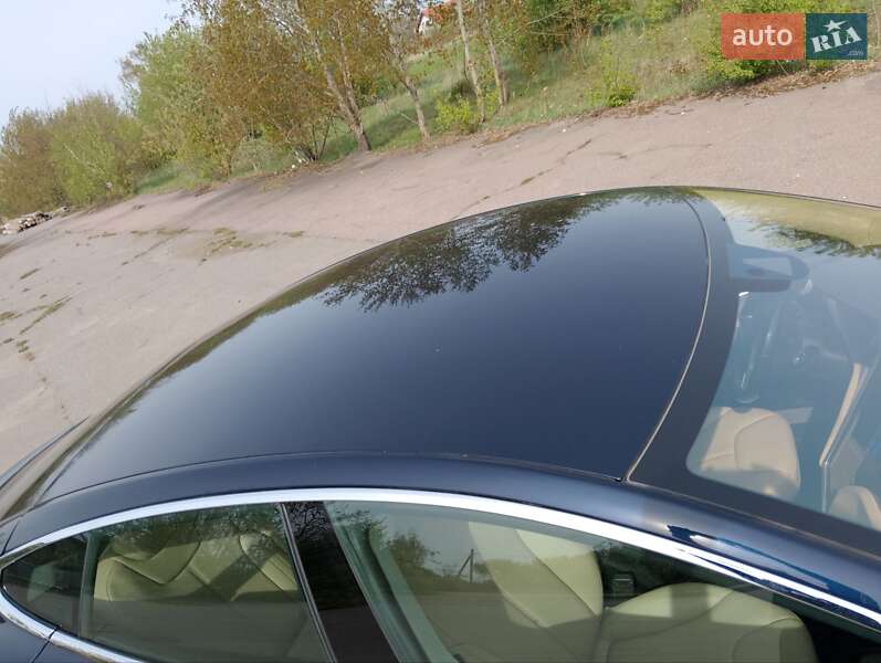 Лифтбек Tesla Model S 2015 в Киеве