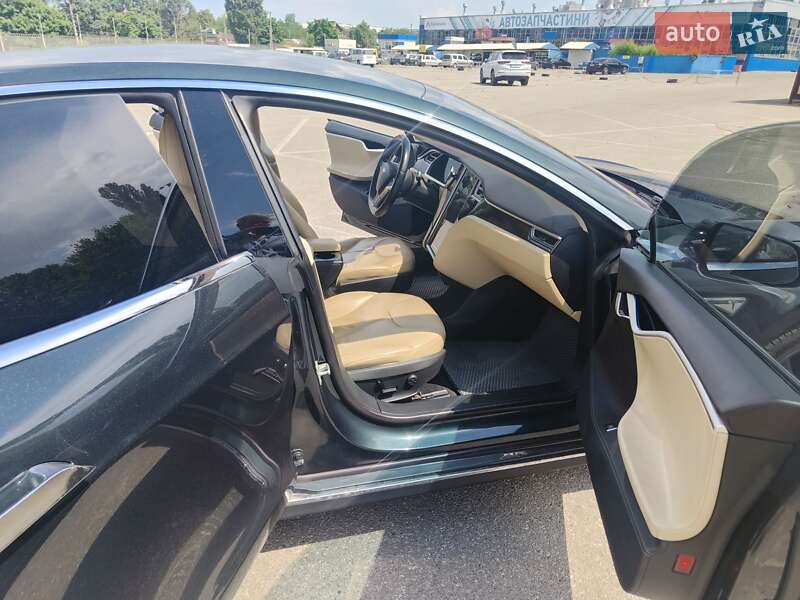 Лифтбек Tesla Model S 2013 в Харькове