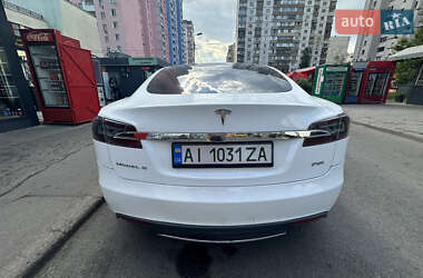 Ліфтбек Tesla Model S 2013 в Києві