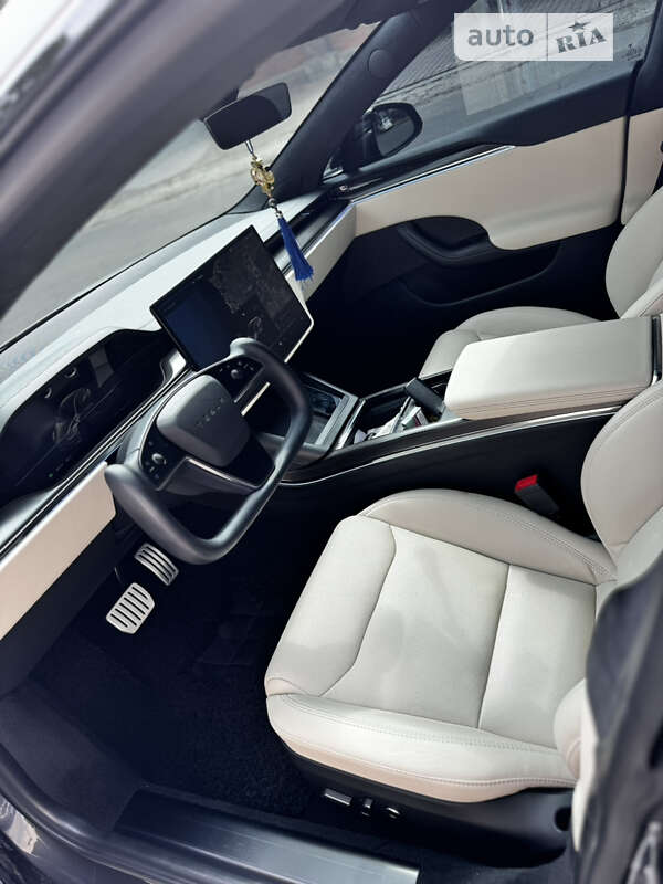 Ліфтбек Tesla Model S 2021 в Одесі