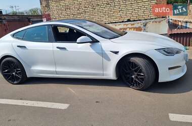 Лифтбек Tesla Model S 2021 в 