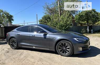 Ліфтбек Tesla Model S 2020 в Полтаві