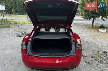 Лифтбек Tesla Model S 2019 в Днепре