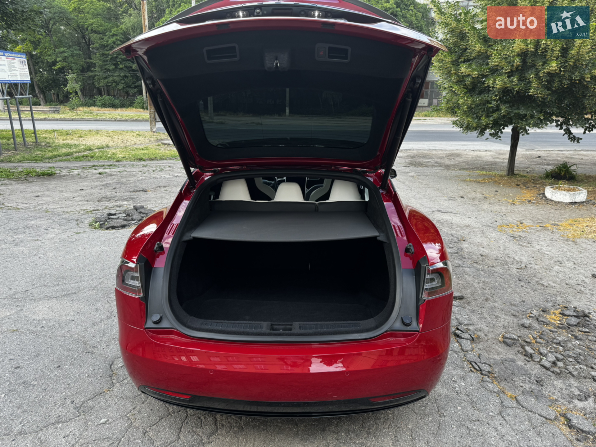 2019 Tesla Model S - мініатюра 7