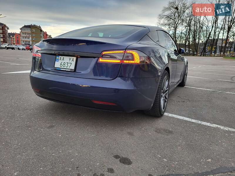 Ліфтбек Tesla Model S 2016 в Києві фото 7 Ліфтбек Tesla Model S 2016 в Києві