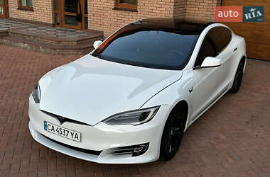 Ліфтбек Tesla Model S 2018 в 