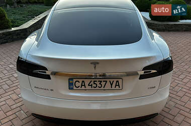 Ліфтбек Tesla Model S 2018 в 