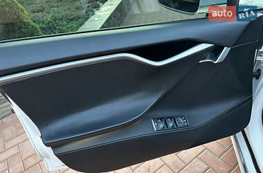 Ліфтбек Tesla Model S 2018 в 
