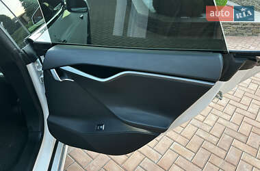 Ліфтбек Tesla Model S 2018 в 
