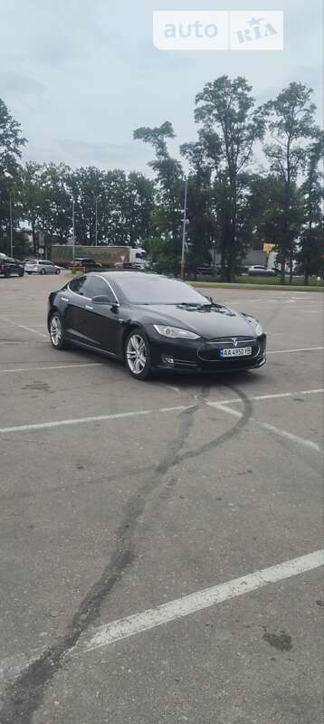 Лифтбек Tesla Model S 2013 в Киеве фото 2 Лифтбек Tesla Model S 2013 в Киеве