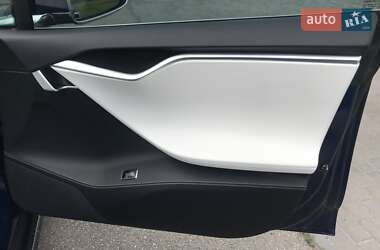 Ліфтбек Tesla Model S 2017 в Києві