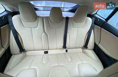 Ліфтбек Tesla Model S 2017 в Запоріжжі