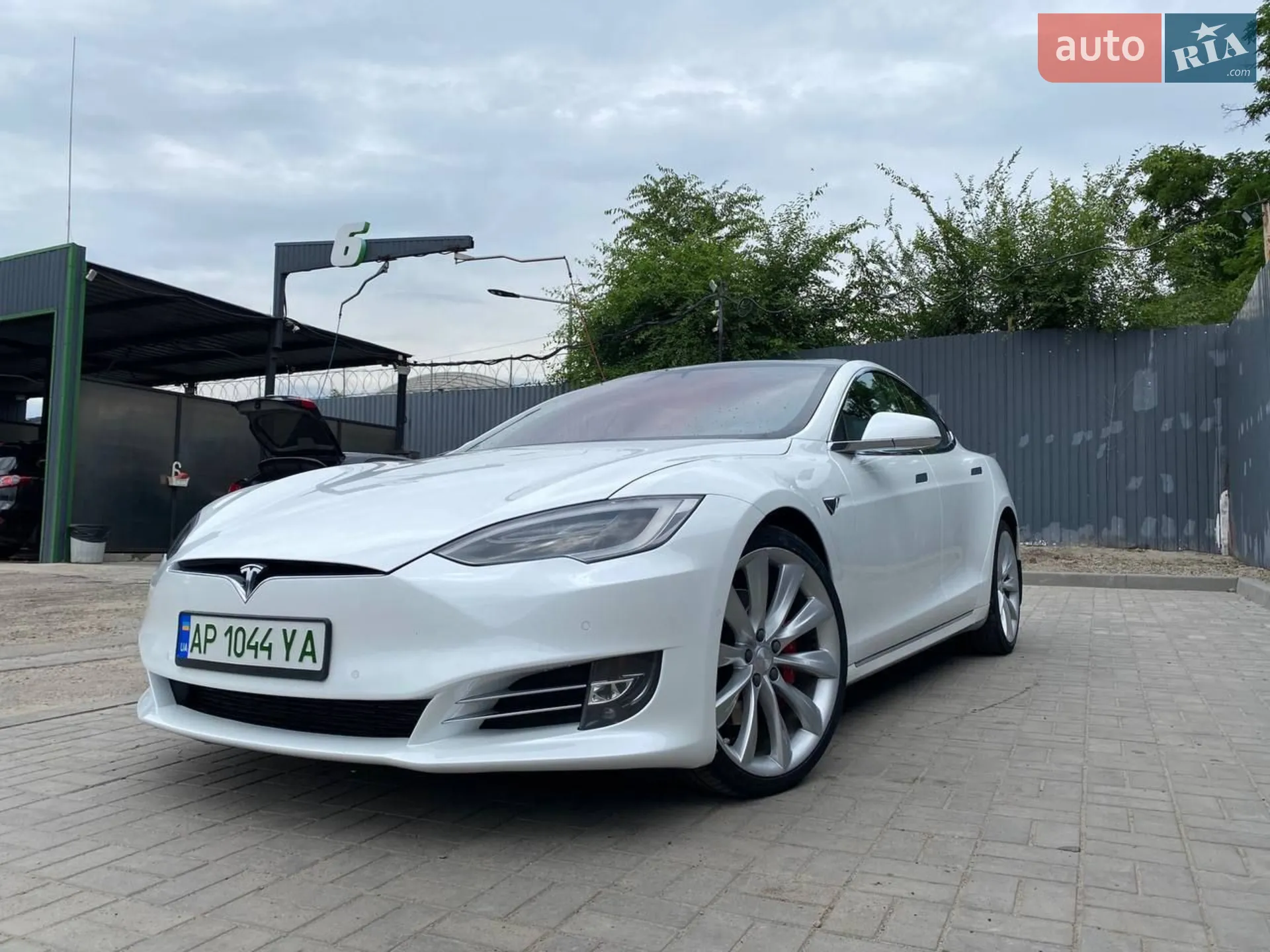 2017 Tesla Model S - мініатюра 27