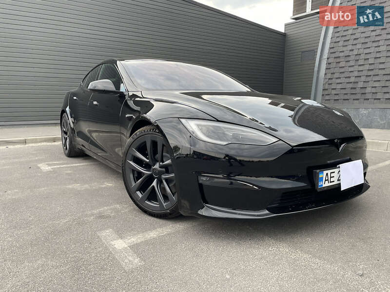 Ліфтбек Tesla Model S 2022 в Дніпрі