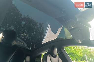 Лифтбек Tesla Model S 2019 в Киеве