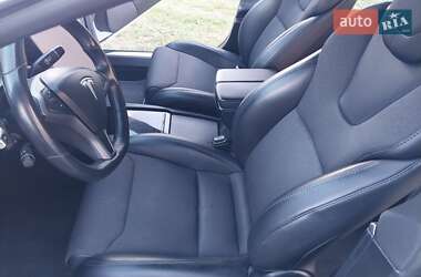Лифтбек Tesla Model S 2018 в 