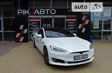 Ліфтбек Tesla Model S 2020 в Львові