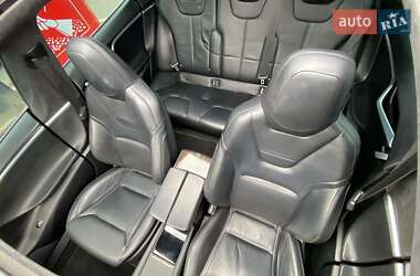 Ліфтбек Tesla Model S 2015 в Львові