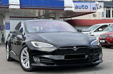 Ліфтбек Tesla Model S 2019 в Одесі