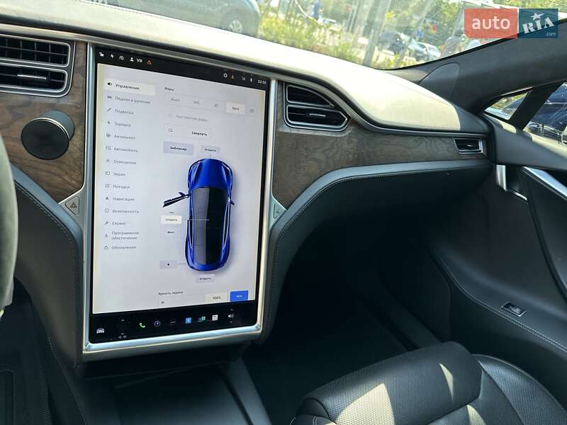 Лифтбек Tesla Model S 2016 в Белой Церкви