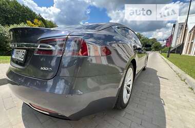 Лифтбек Tesla Model S 2017 в 