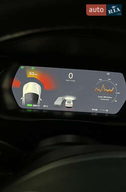 Лифтбек Tesla Model S 2019 в Чернигове