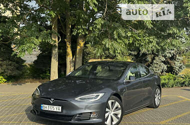 Лифтбек Tesla Model S 2020 в Одессе