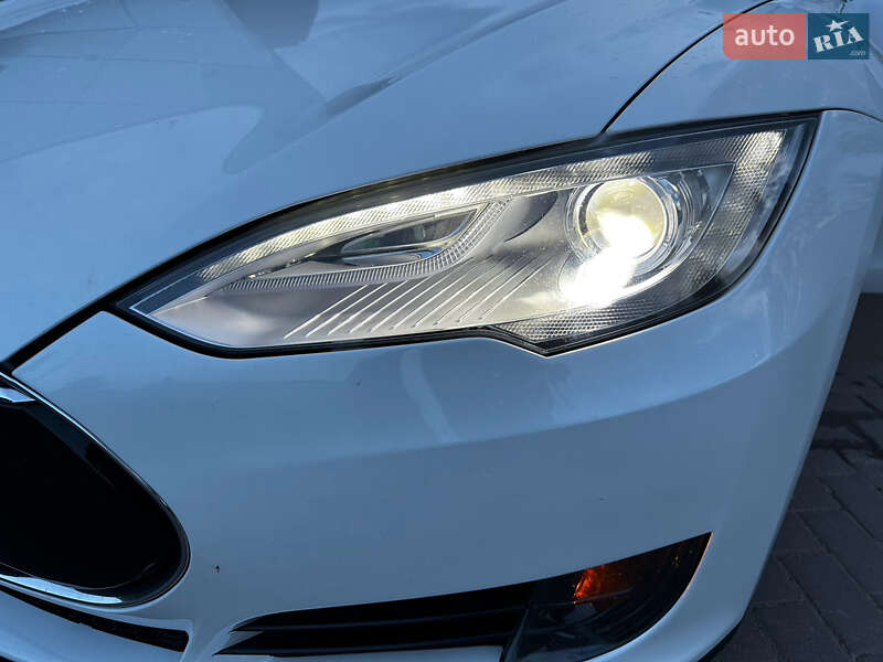 Лифтбек Tesla Model S 2012 в Ивано-Франковске фото 2 Лифтбек Tesla Model S 2012 в Ивано-Франковске