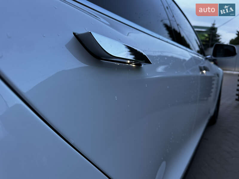 Лифтбек Tesla Model S 2012 в Ивано-Франковске фото 6 Лифтбек Tesla Model S 2012 в Ивано-Франковске