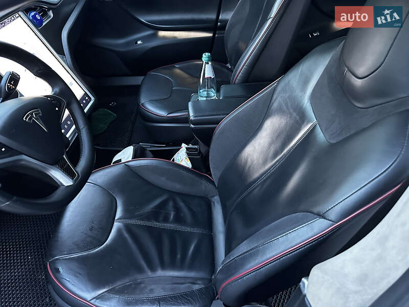 Лифтбек Tesla Model S 2012 в Ивано-Франковске фото 12 Лифтбек Tesla Model S 2012 в Ивано-Франковске