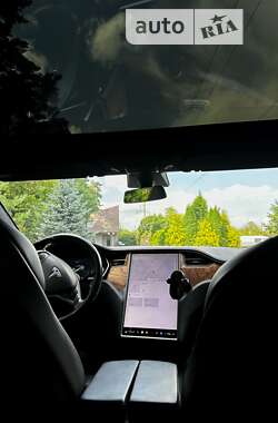 Лифтбек Tesla Model S 2018 в 