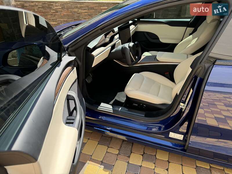 Ліфтбек Tesla Model S 2021 в Києві