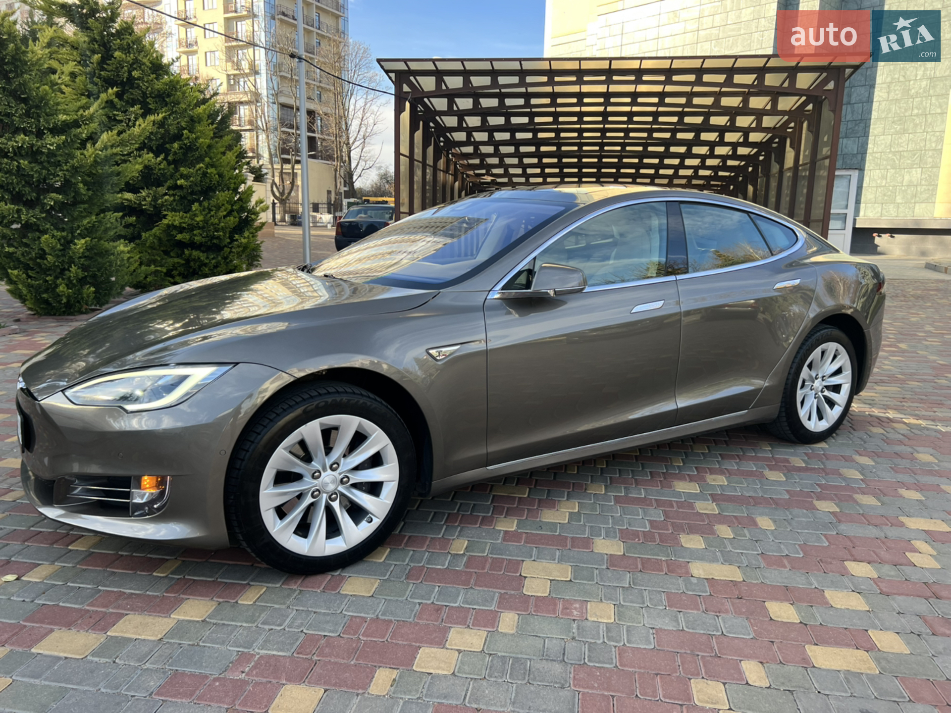 2016 Tesla Model S - мініатюра 3