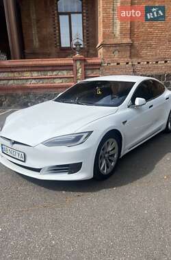 Ліфтбек Tesla Model S 2016 в Вінниці фото 7 Ліфтбек Tesla Model S 2016 в Вінниці