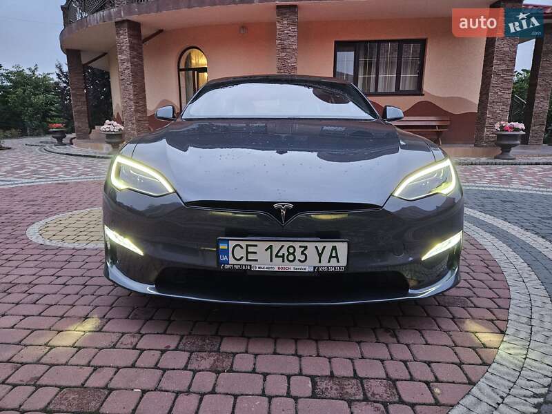 Лифтбек Tesla Model S 2022 в Черновцах
