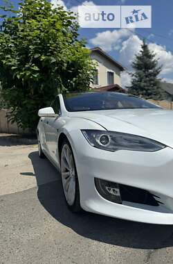 Ліфтбек Tesla Model S 2013 в Харкові