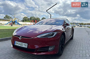 Ліфтбек Tesla Model S 2018 в Житомирі