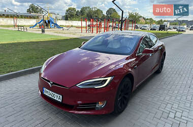 Ліфтбек Tesla Model S 2018 в Житомирі