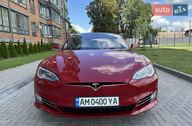 Ліфтбек Tesla Model S 2018 в Житомирі